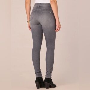 Democracy “Ab”solution Stretch Gray Denim Jegging